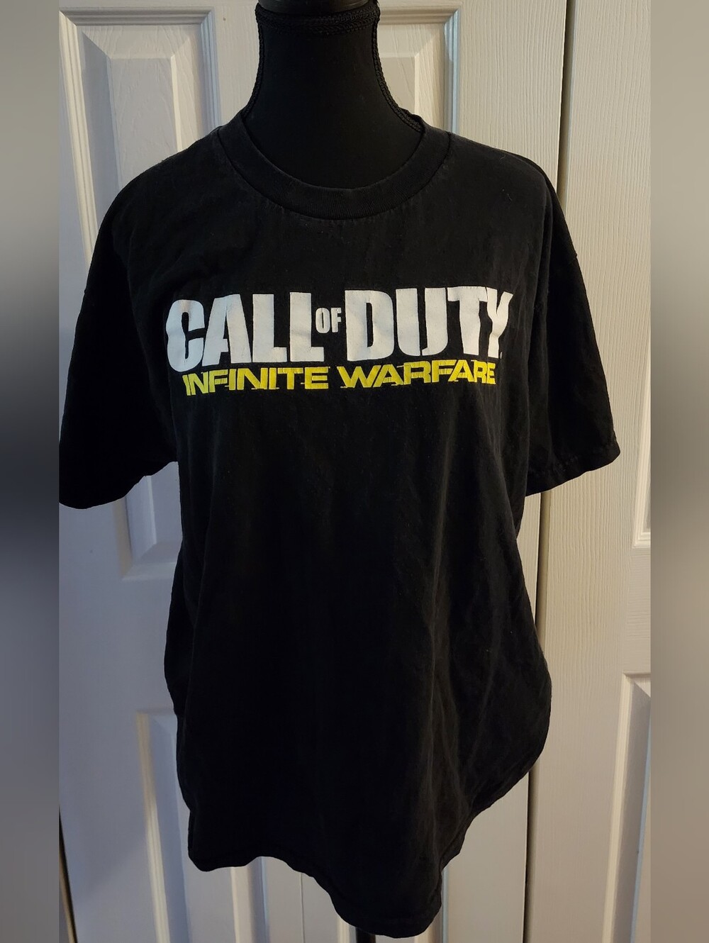 COD IW T-shirt